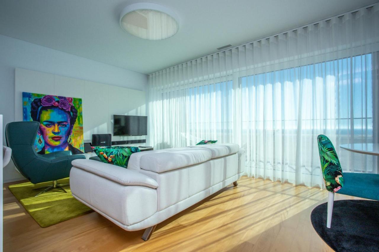 Ocean 52 By Rent4All Figueira da Foz Buitenkant foto